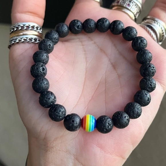 π΄ SALE ! red dot items are 2 for $25 . Bundle more than 3 and its $10 each π - Picture 6 of 9